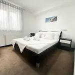 Penava 汽车旅馆 3*